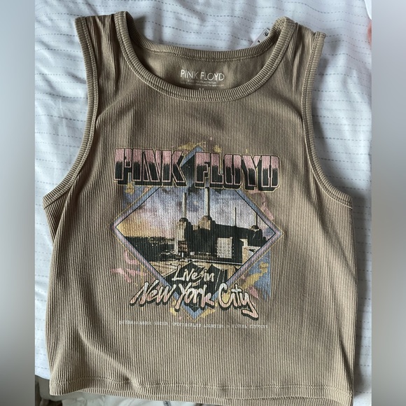 tan graphic tank - Picture 1 of 2